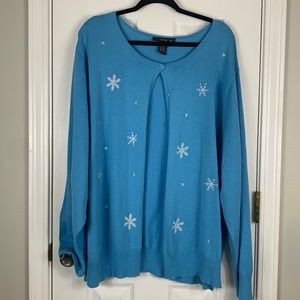 Venezia womens cardigan sweater light blue size 26/28. Has snowflakes